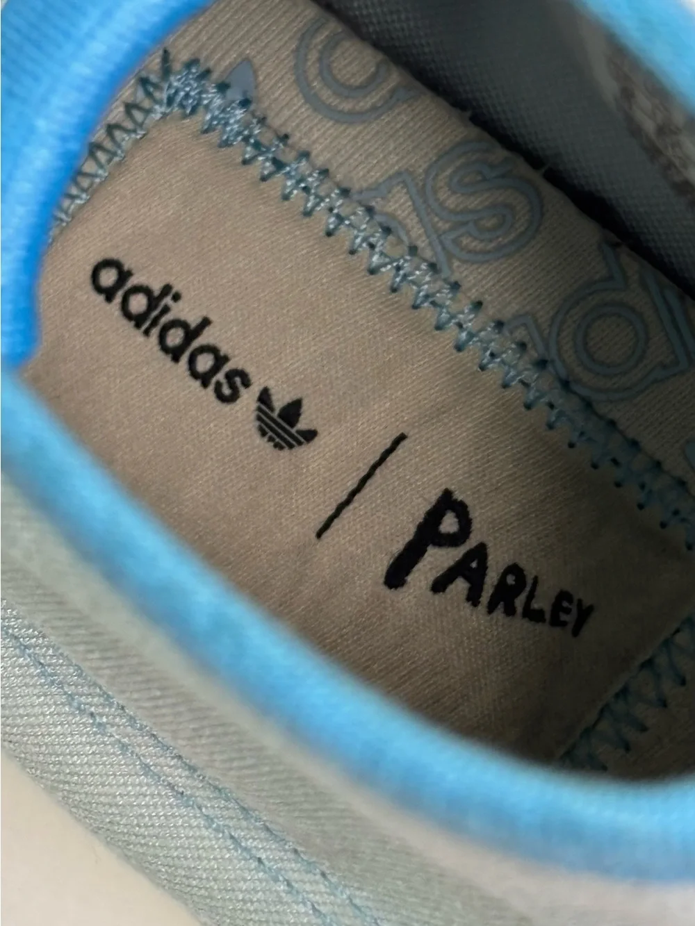 adidas Nizza Platform Women’s Sky Blue and Cream High-Top Sneakers Sz 8